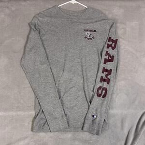 Champion Men's Grey and Burgundy Tshirt